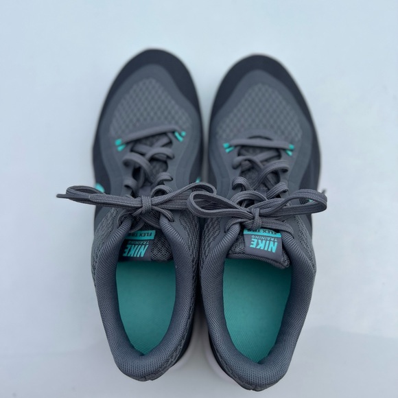 Size 7.5 - Womens Nike Flex Trainer Gray - Picture 4 of 4